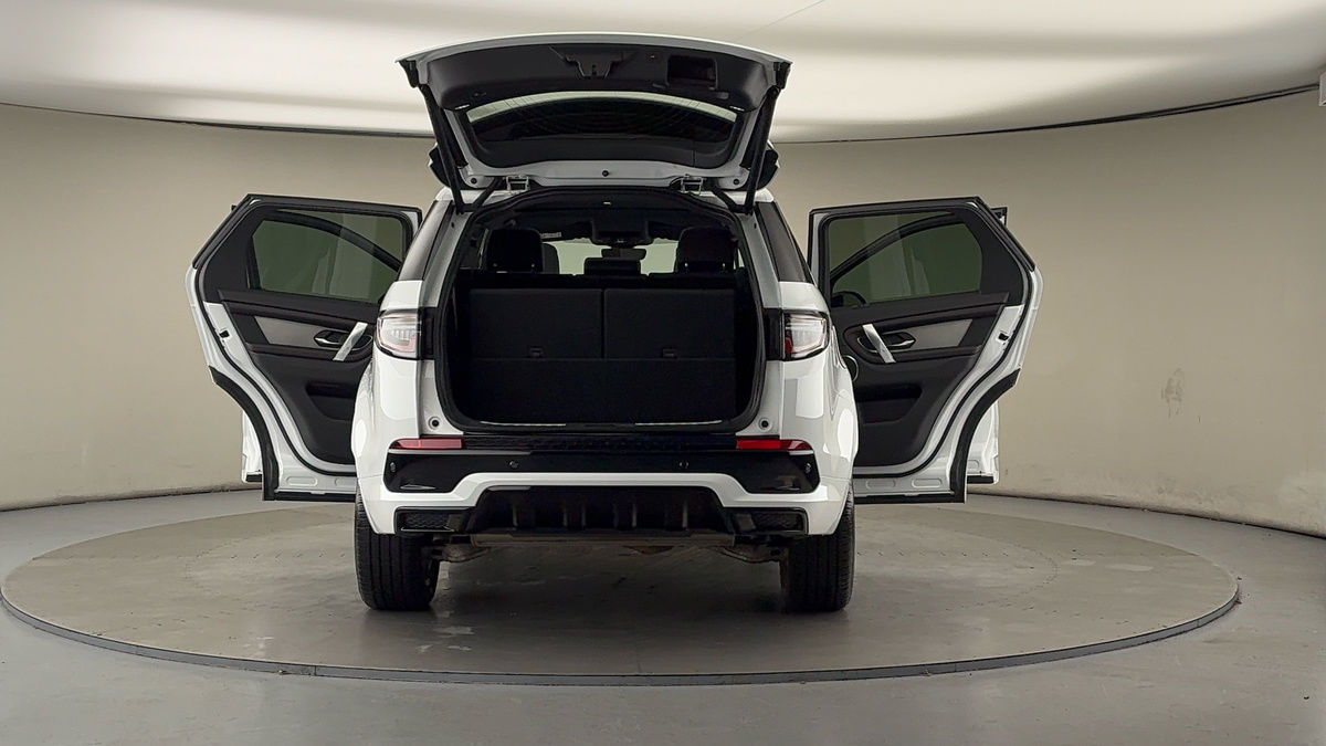 More views of Land Rover Discovery Sport