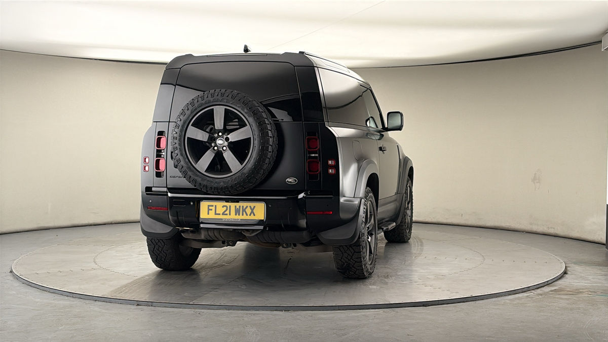 More views of Land Rover Defender 90