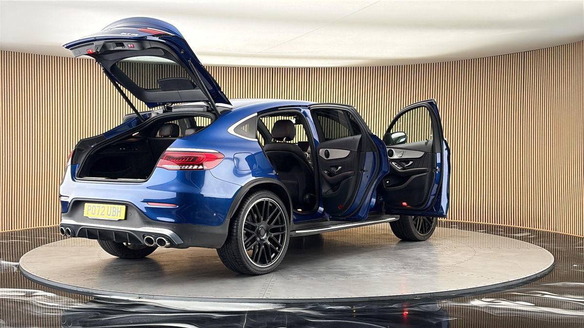 More views of Mercedes-Benz GLC