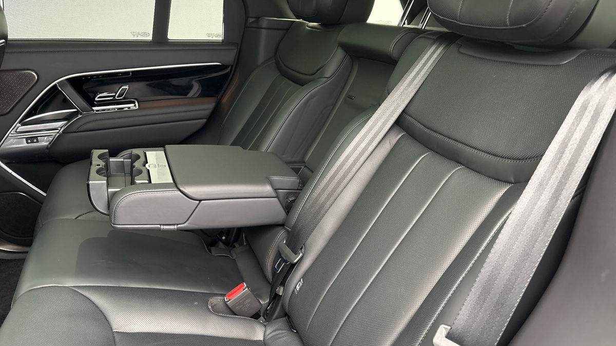 Land Rover Range Rover Image 9