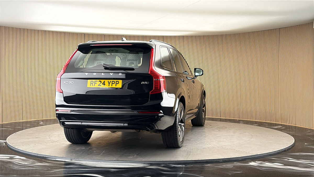 More views of Volvo XC90