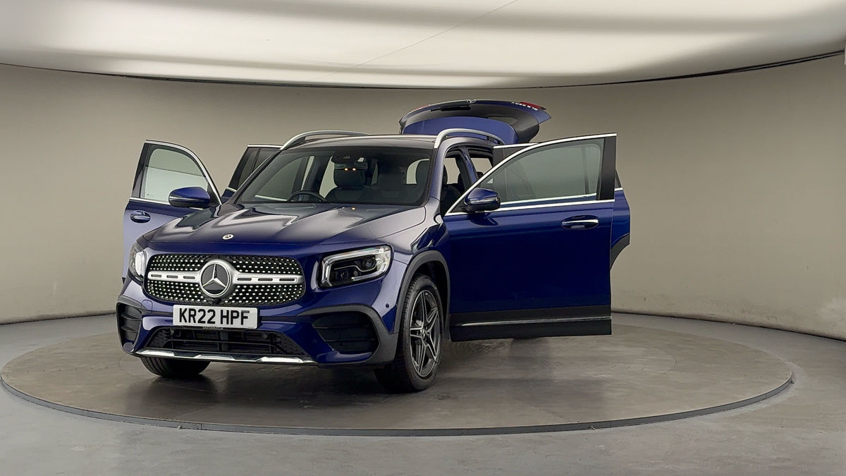 More views of Mercedes-Benz GLB