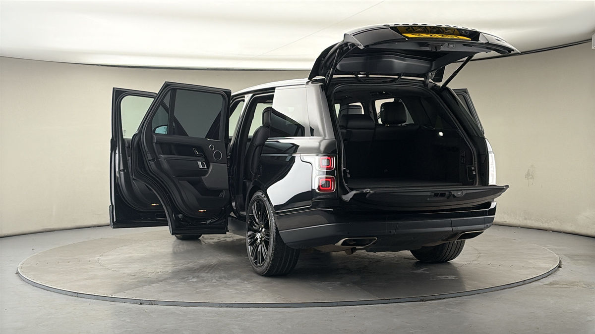 More views of Land Rover Range Rover