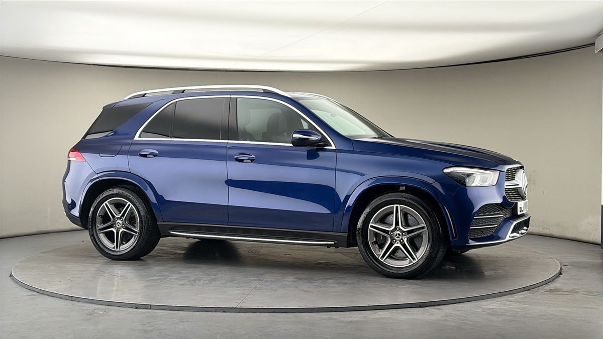 More views of Mercedes-Benz GLE