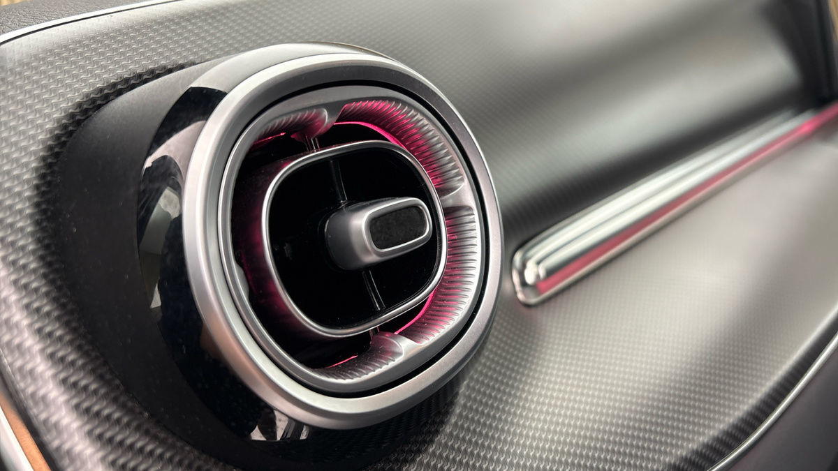 Mercedes-Benz V Class Image 6
