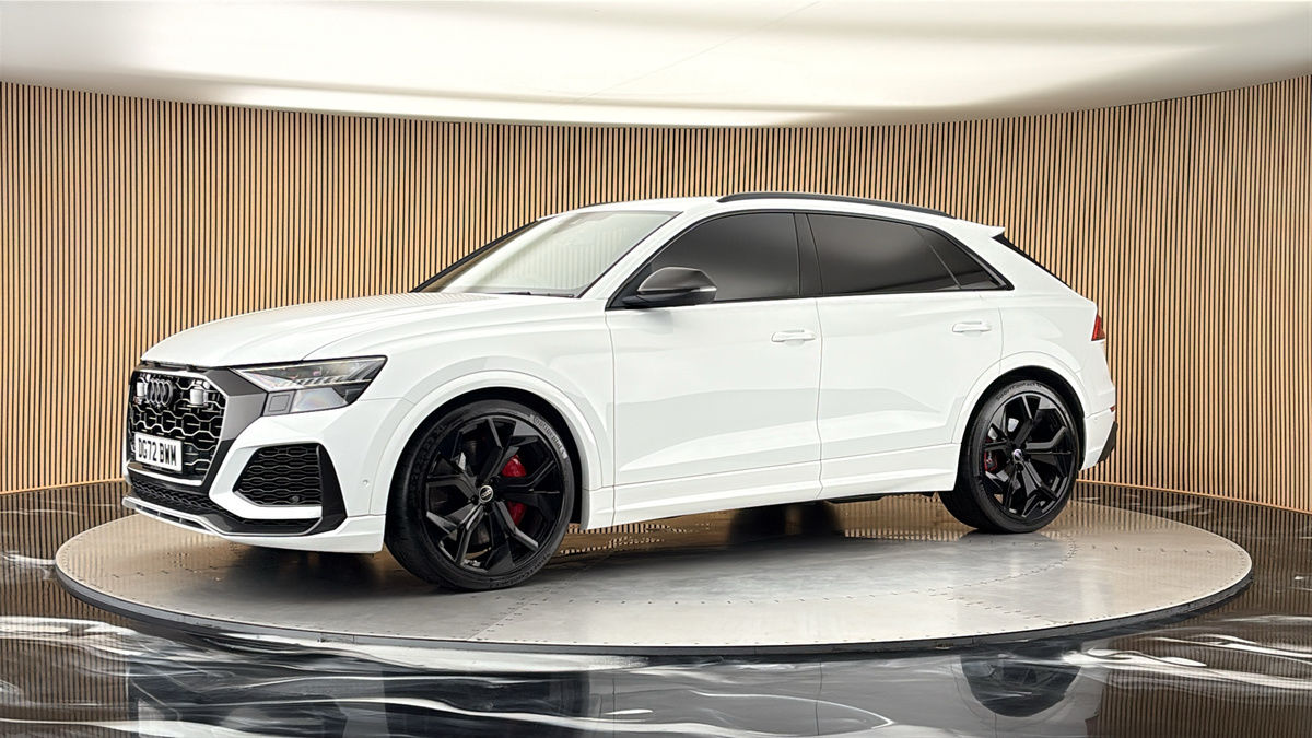 More views of Audi RSQ8