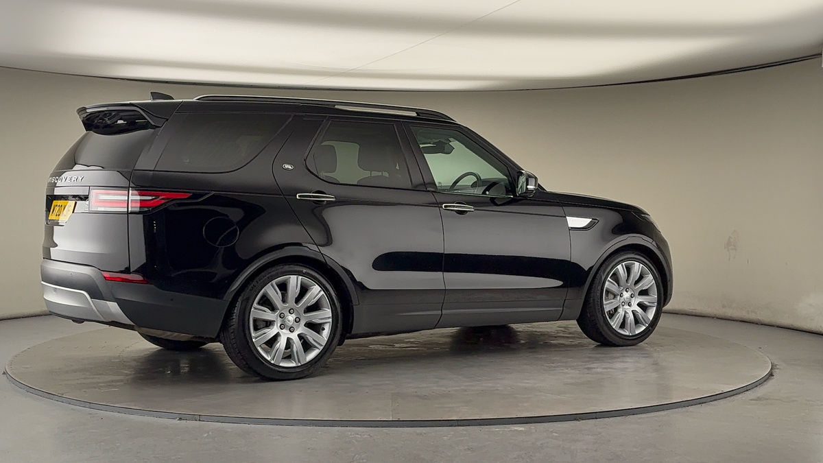 More views of Land Rover Discovery