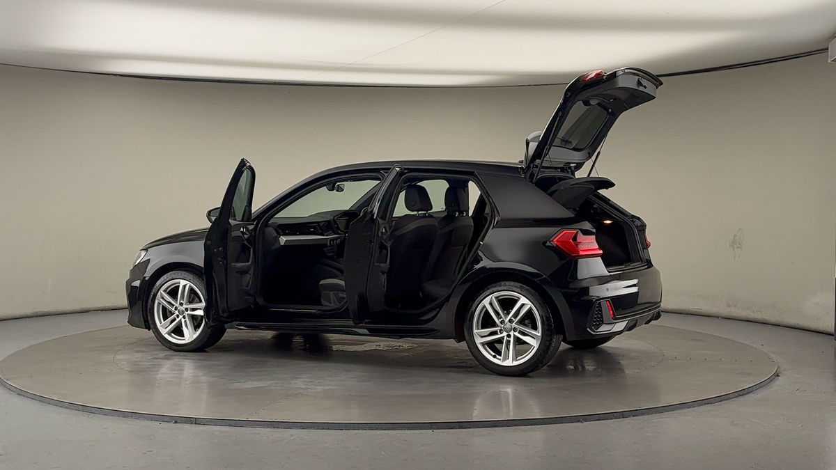 More views of Audi A1