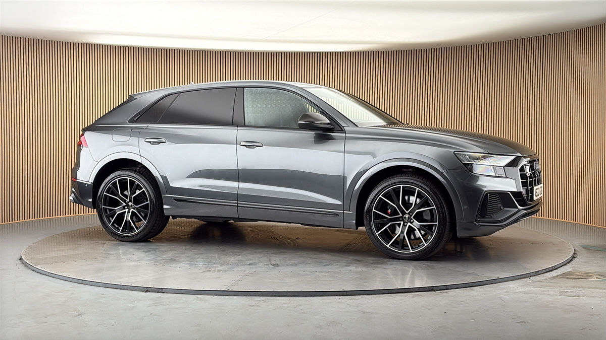 More views of Audi SQ8