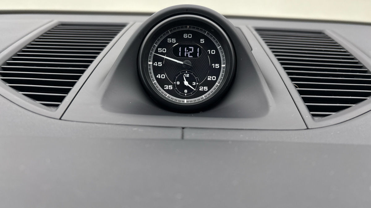 Porsche Macan Image 25