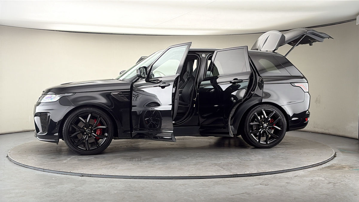 More views of Land Rover Range Rover Sport