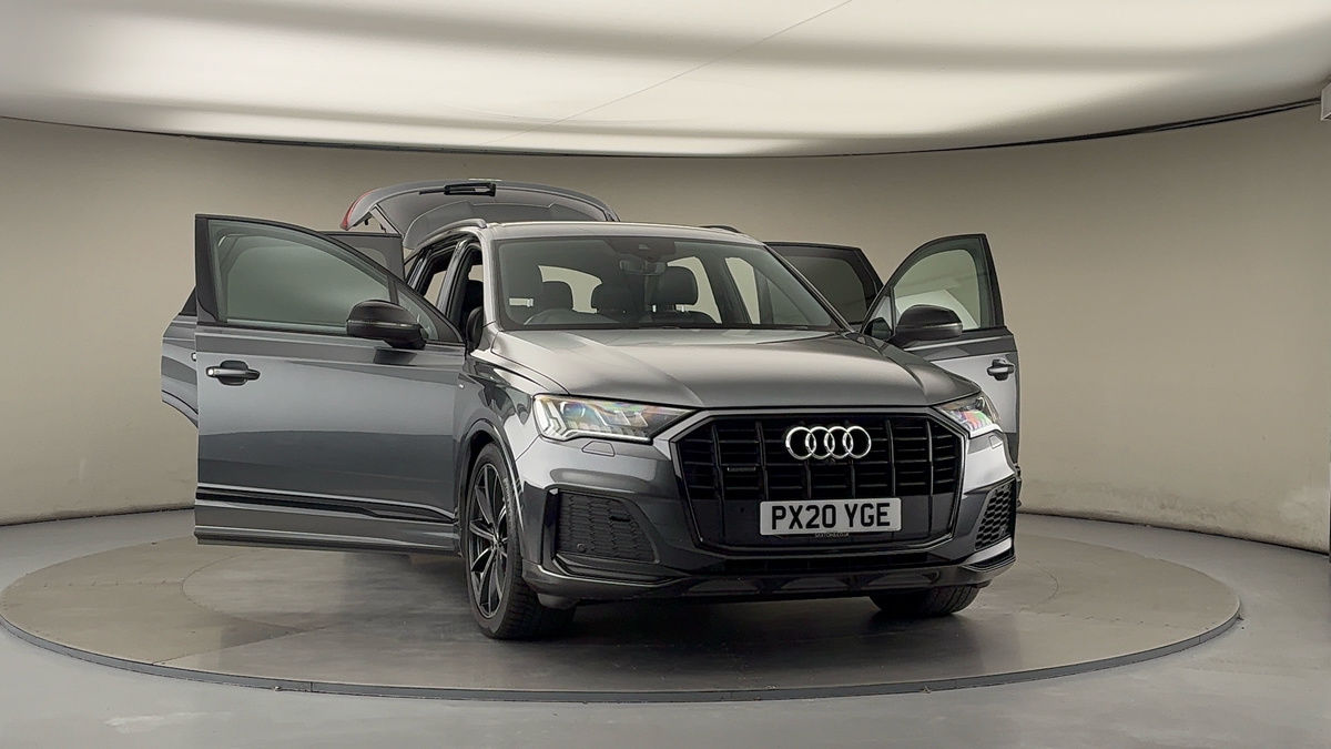 More views of Audi Q7