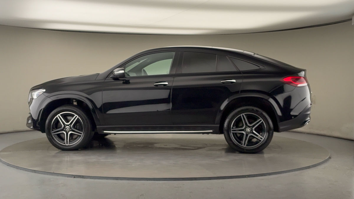 More views of Mercedes-Benz GLE