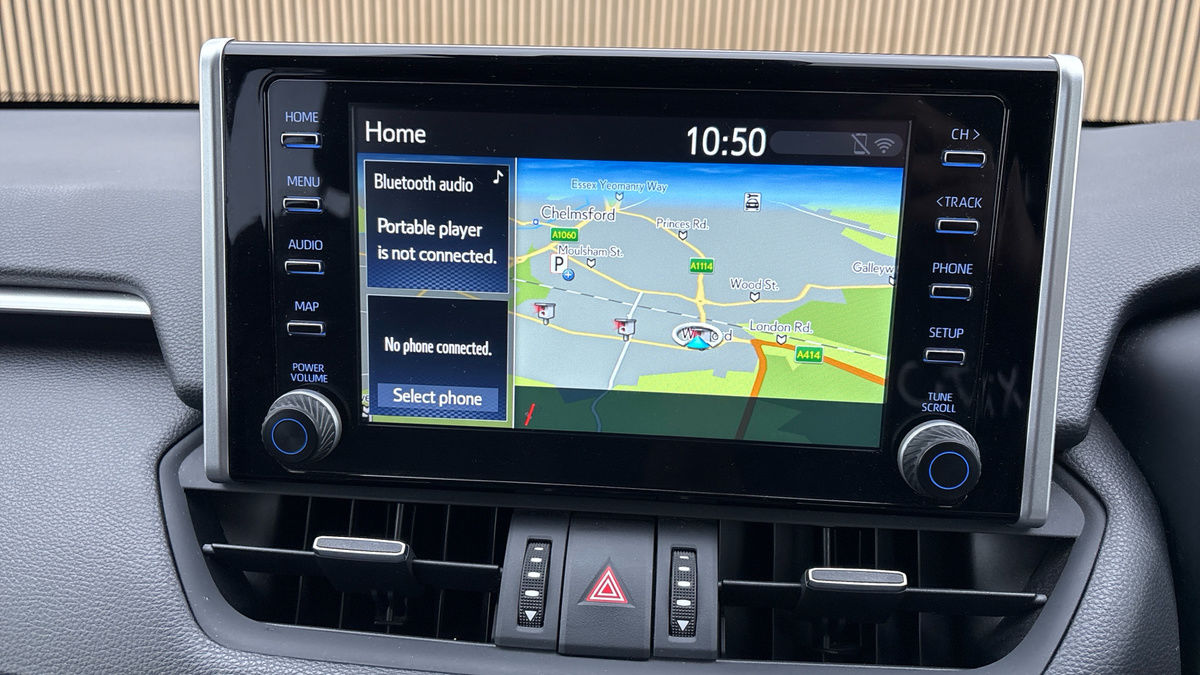 Toyota RAV4 Image 17