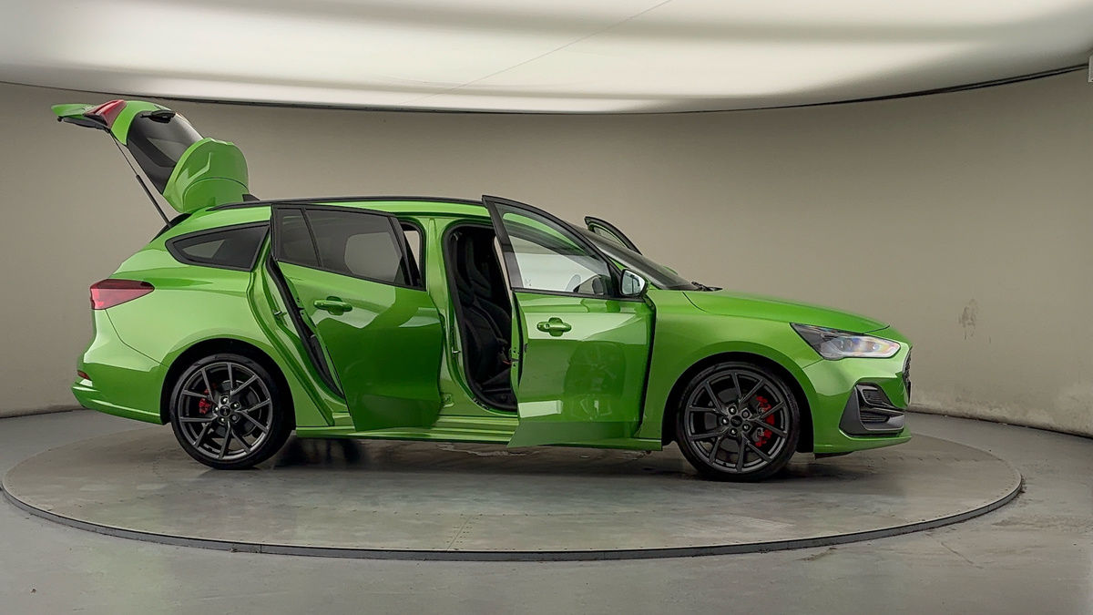 More views of Ford Focus