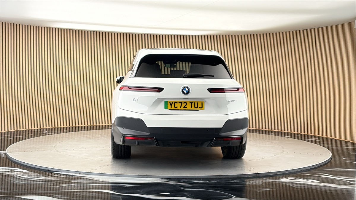 More views of BMW iX