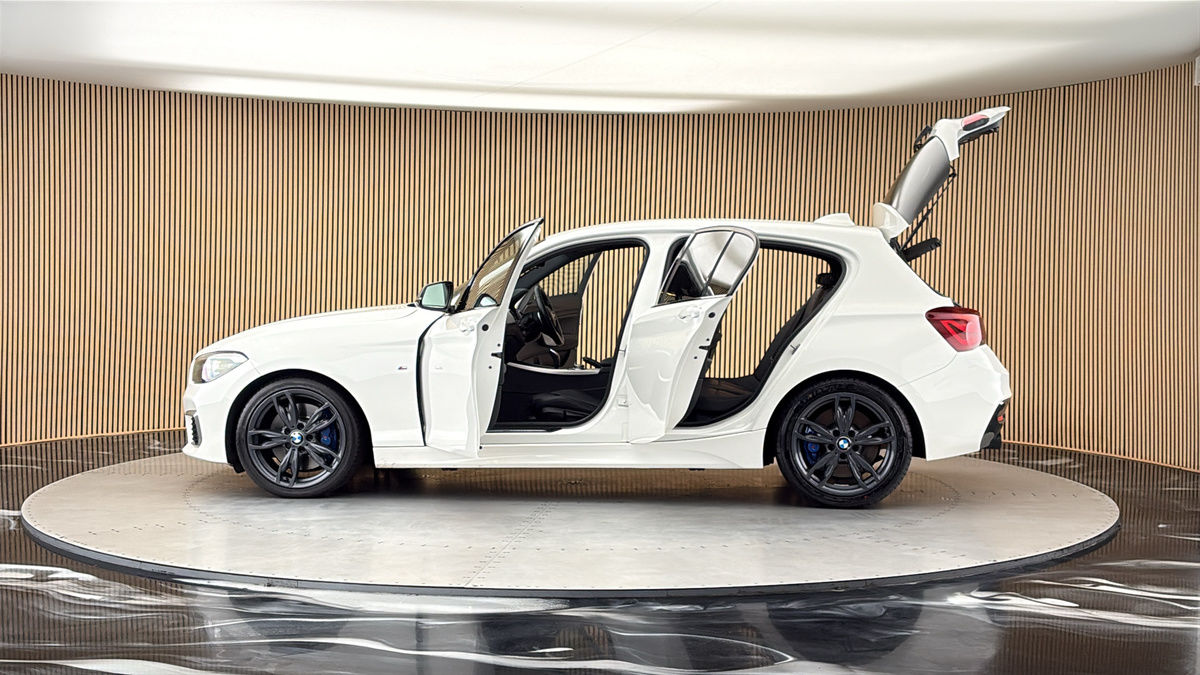 More views of BMW 1 Series