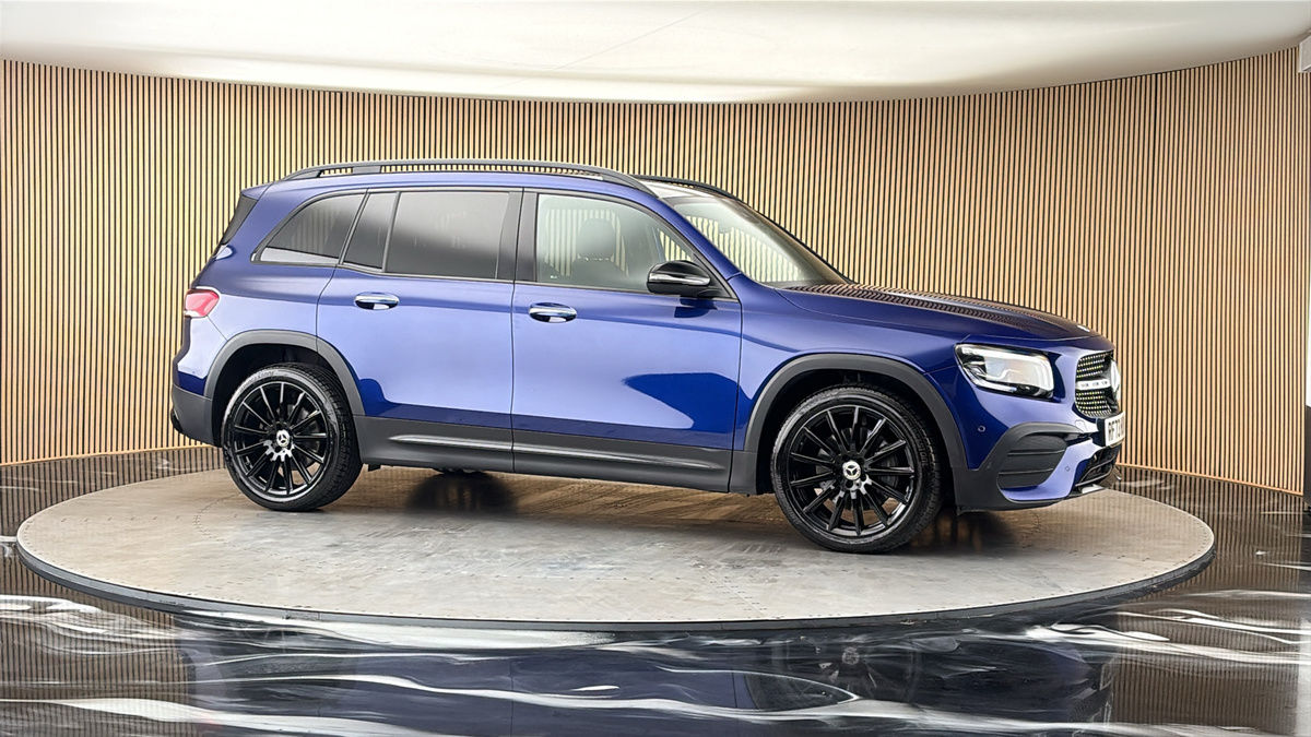 More views of Mercedes-Benz GLB