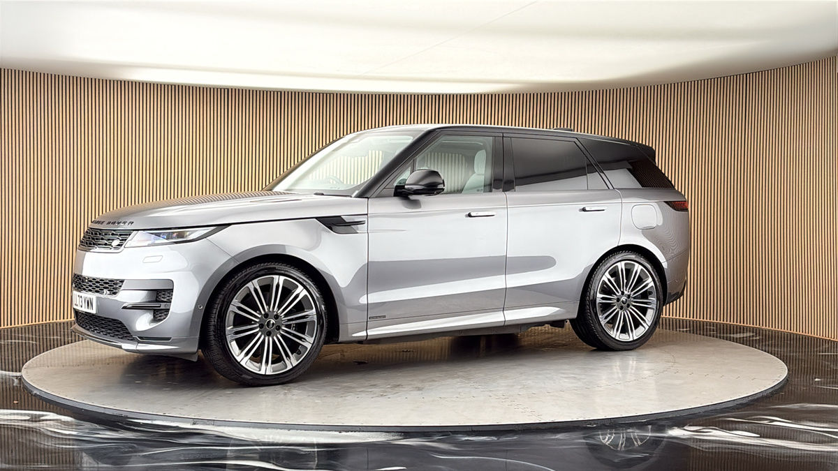 More views of Land Rover Range Rover Sport