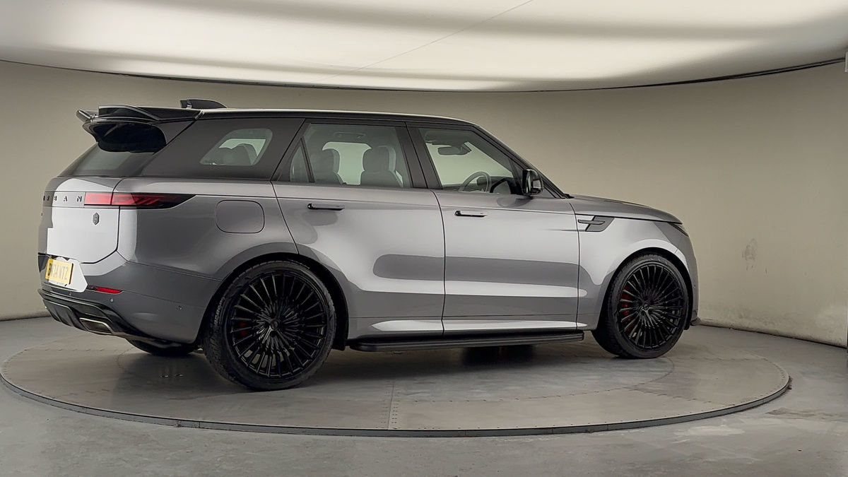 More views of Land Rover Range Rover Sport