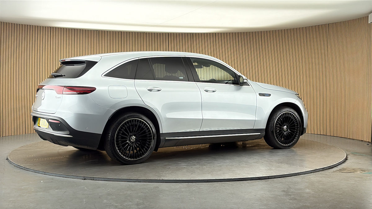 More views of Mercedes-Benz EQC