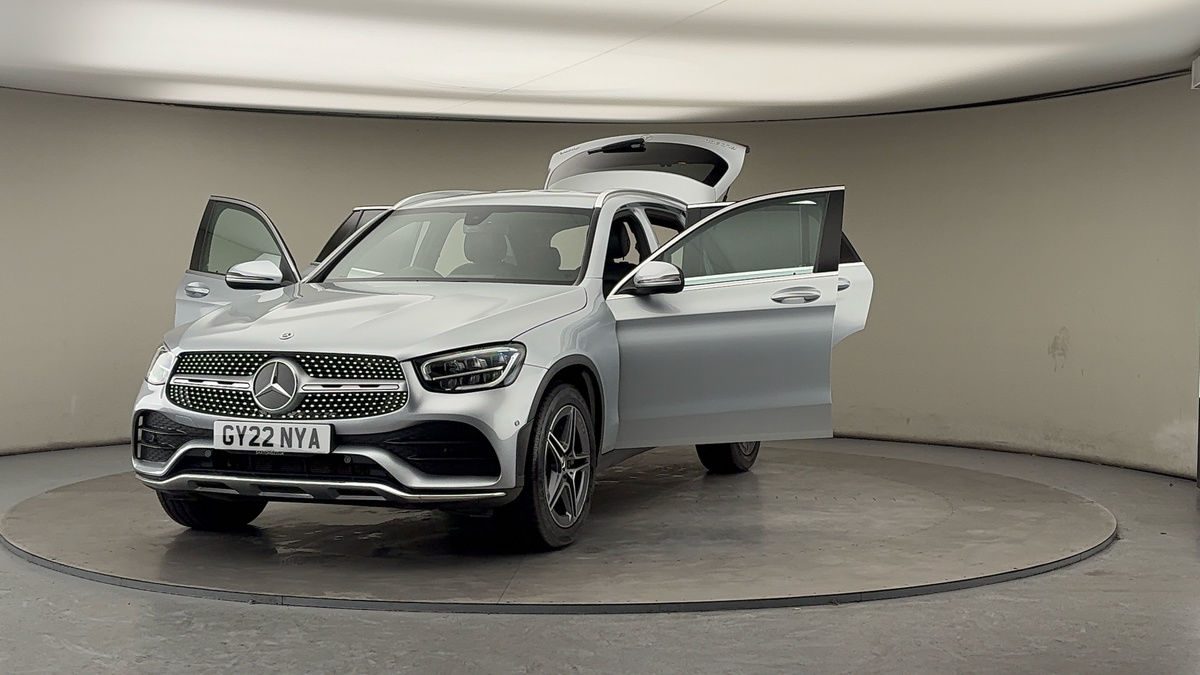More views of Mercedes-Benz GLC