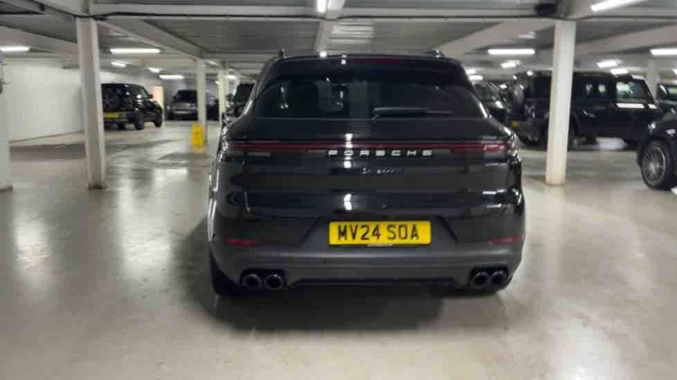 More views of Porsche Cayenne