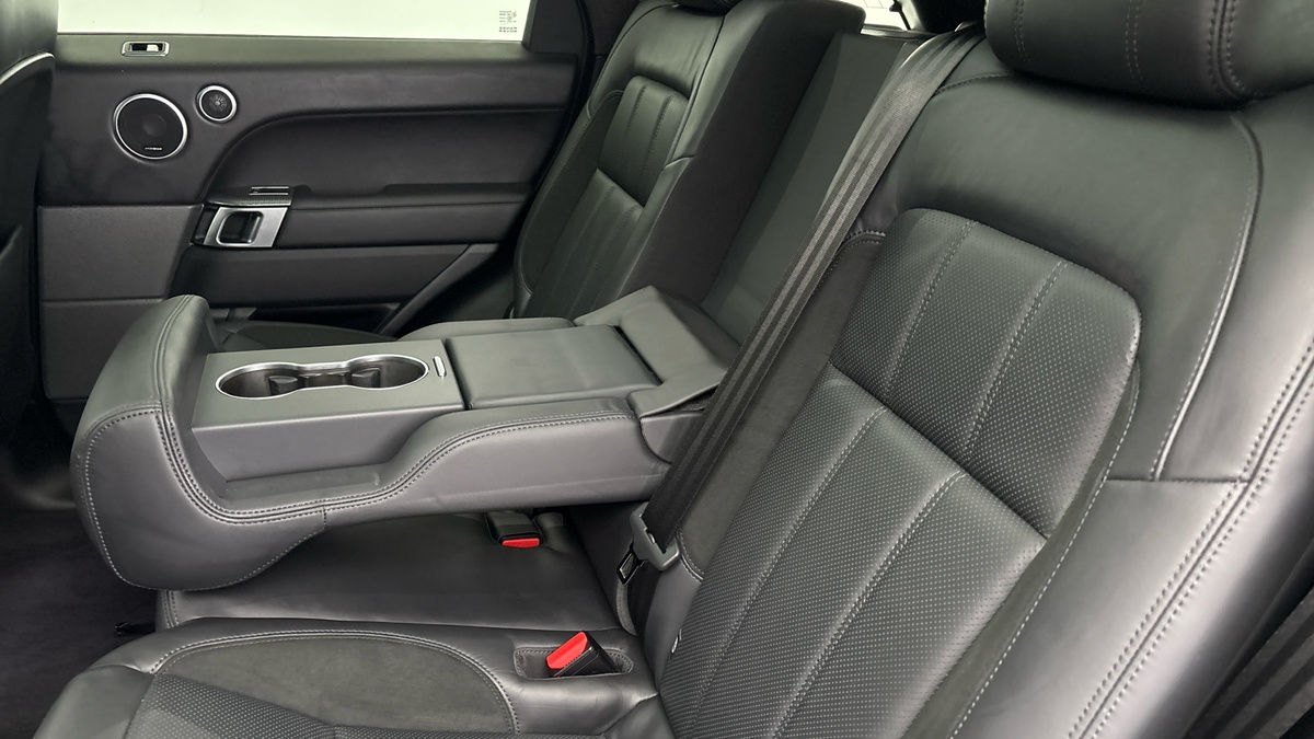 Land Rover Range Rover Sport Image 9