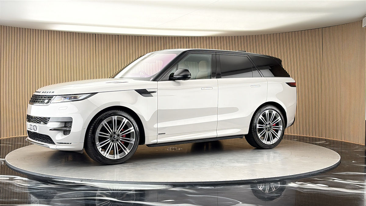 More views of Land Rover Range Rover Sport