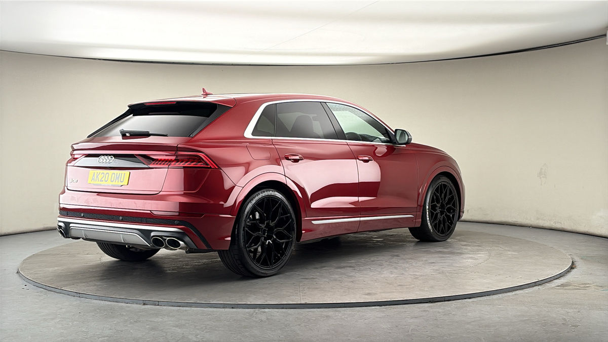 Audi SQ8 Image 21