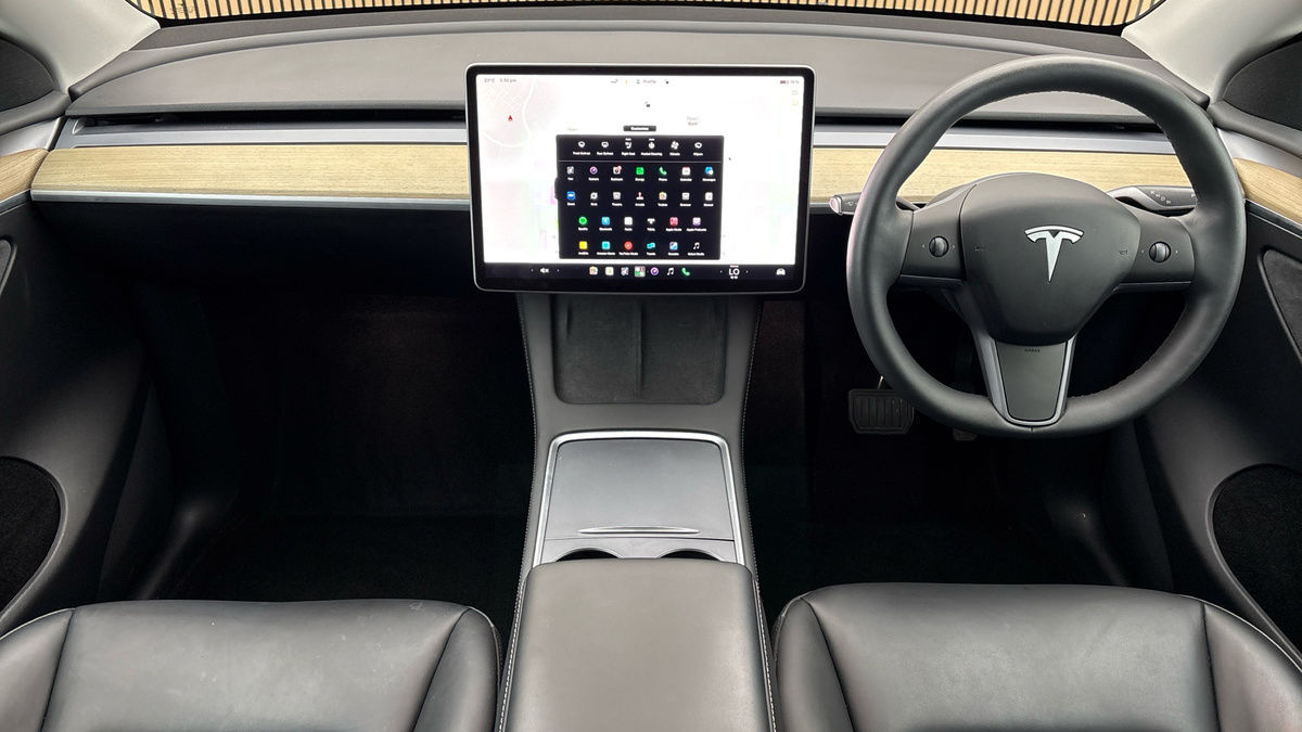 Tesla Model Y Image 12