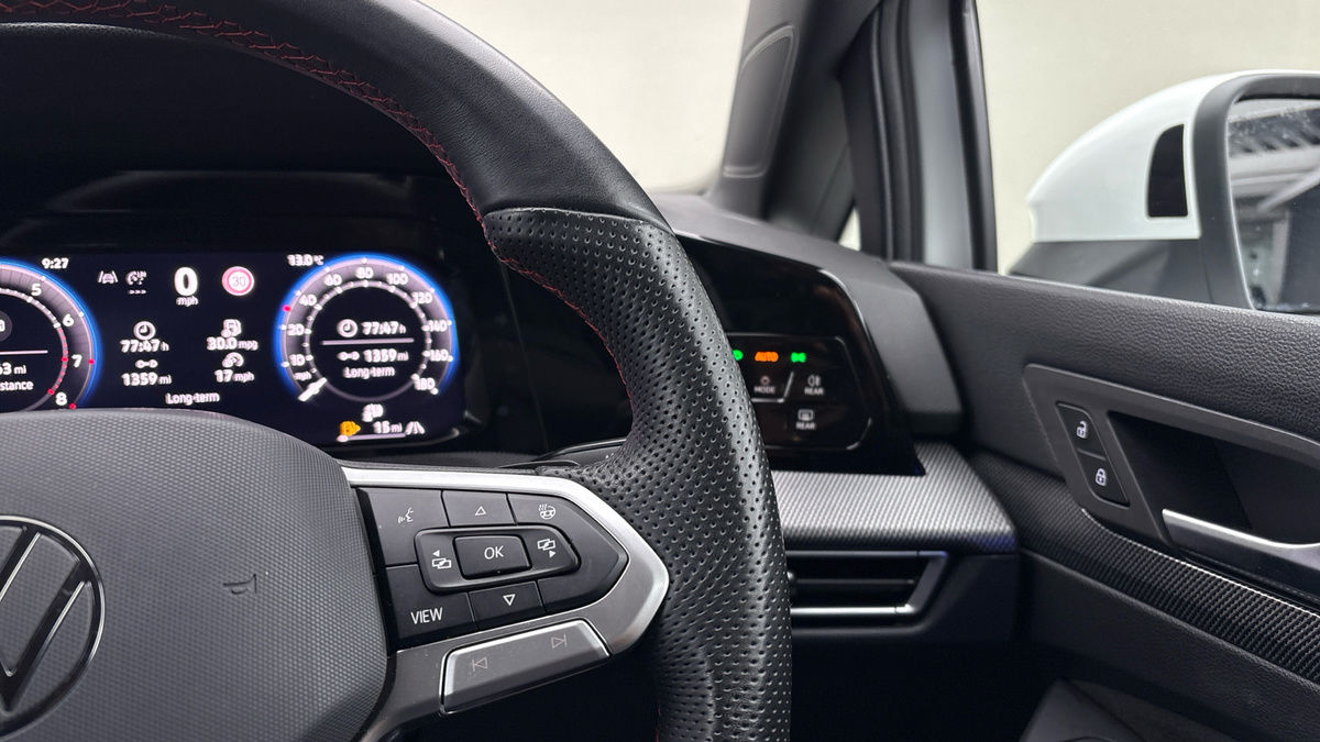 Volkswagen Golf Image 14