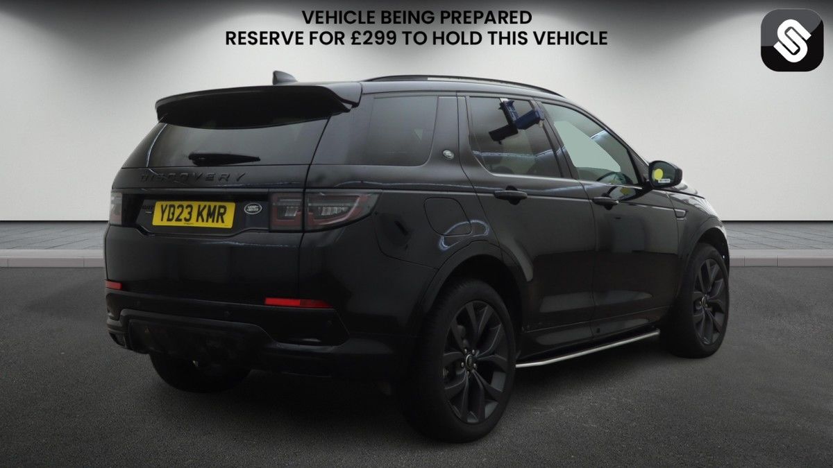 Land Rover Discovery Sport Image 4
