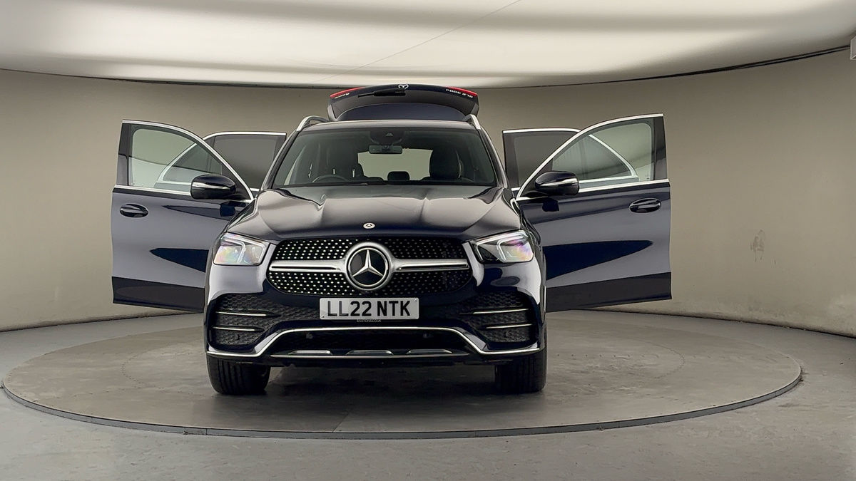 More views of Mercedes-Benz GLE