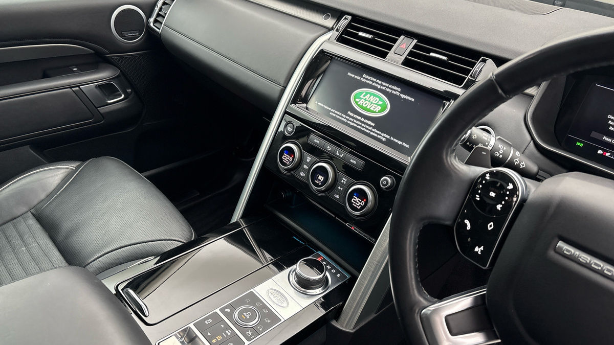 Land Rover Discovery Image 18