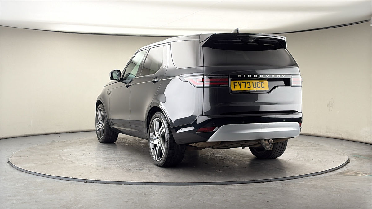 More views of Land Rover Discovery