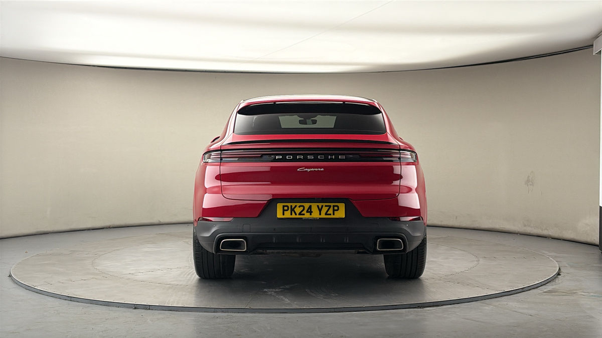 Porsche Cayenne Image 4