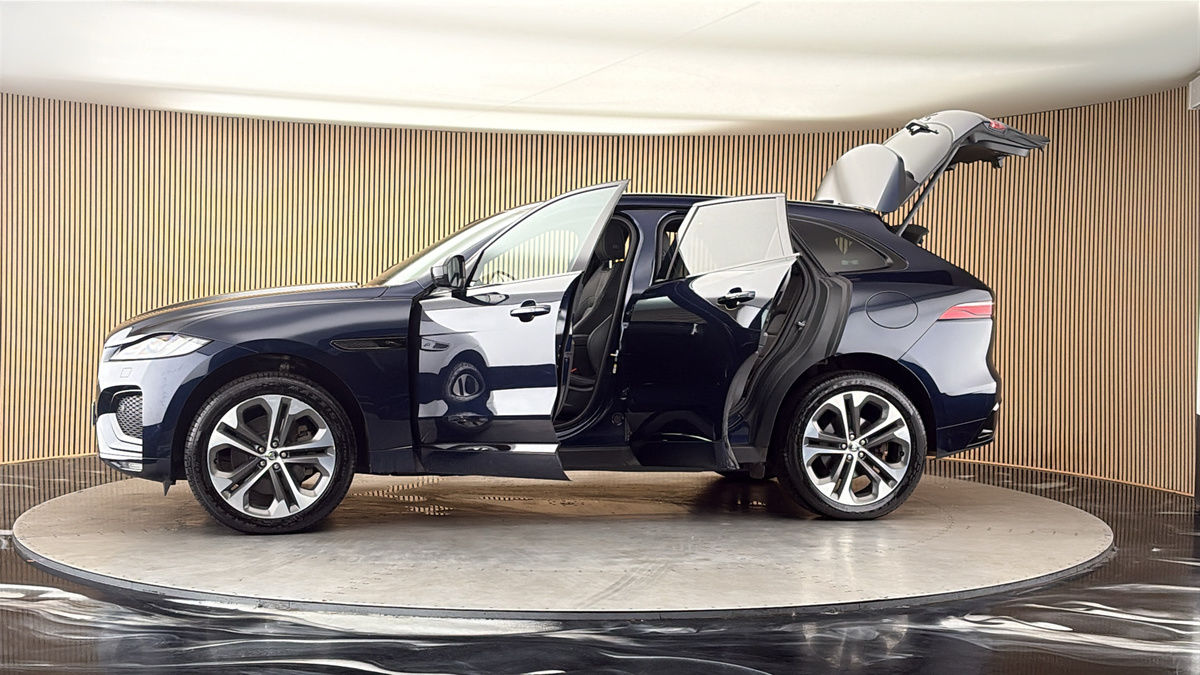More views of Jaguar F-PACE