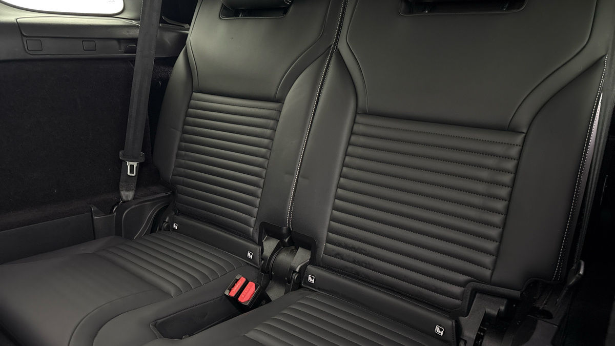Land Rover Discovery Image 25