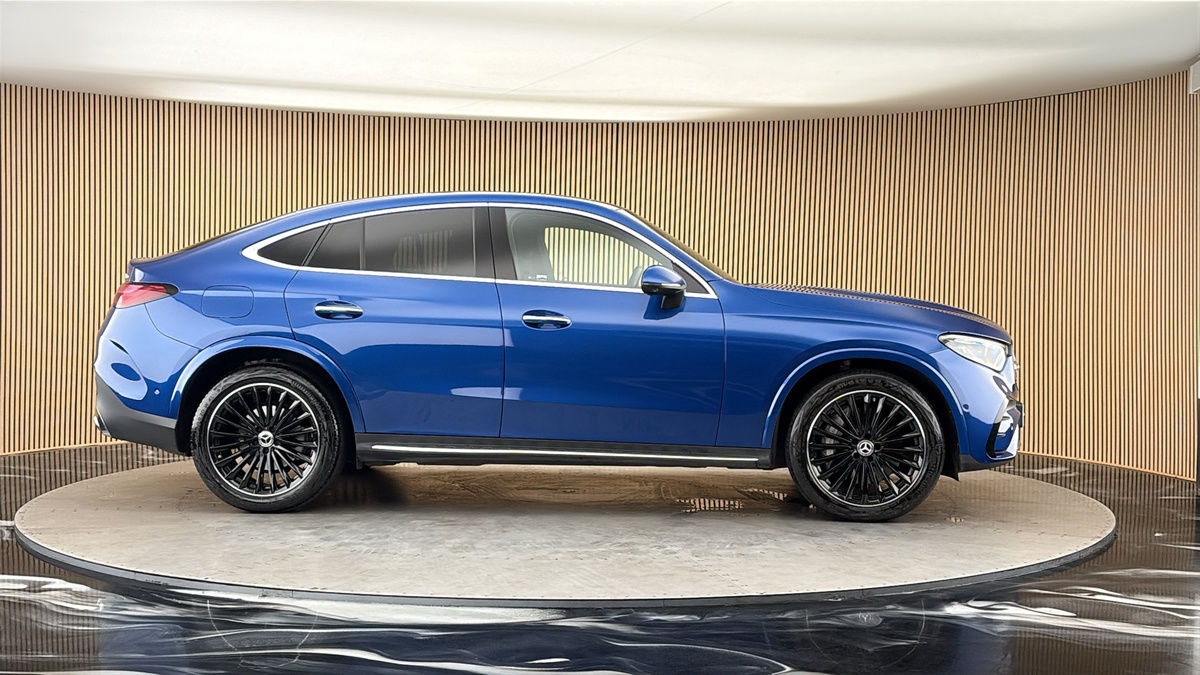 More views of Mercedes-Benz GLC
