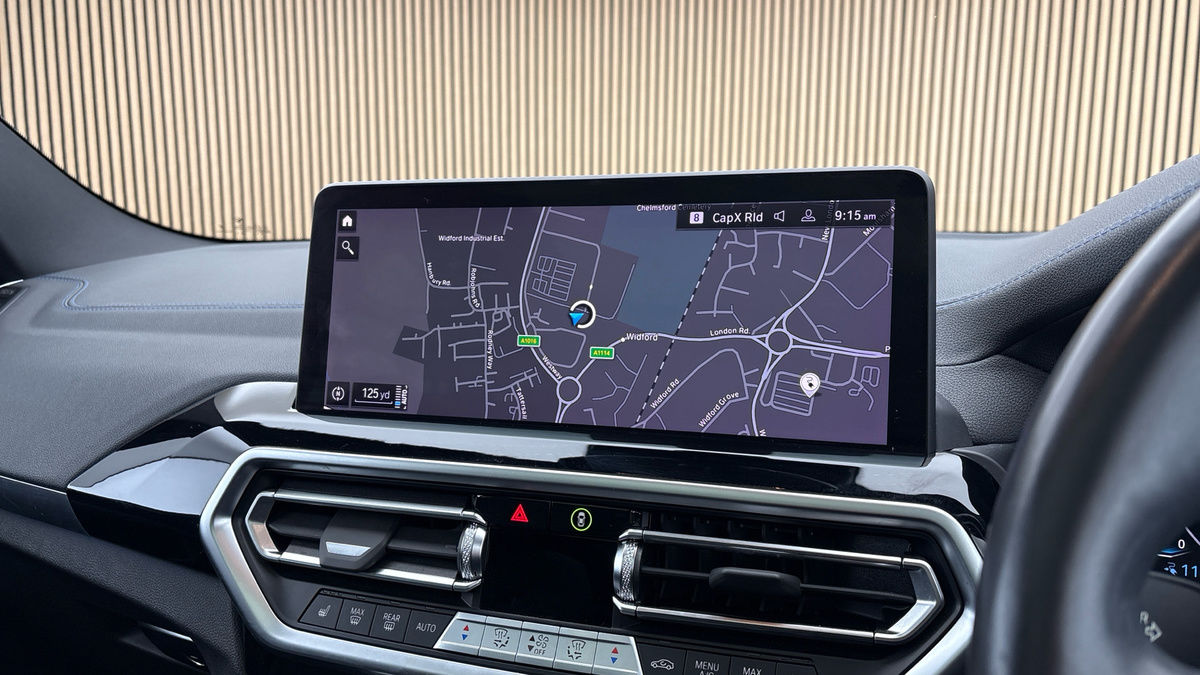 BMW iX3 Image 17