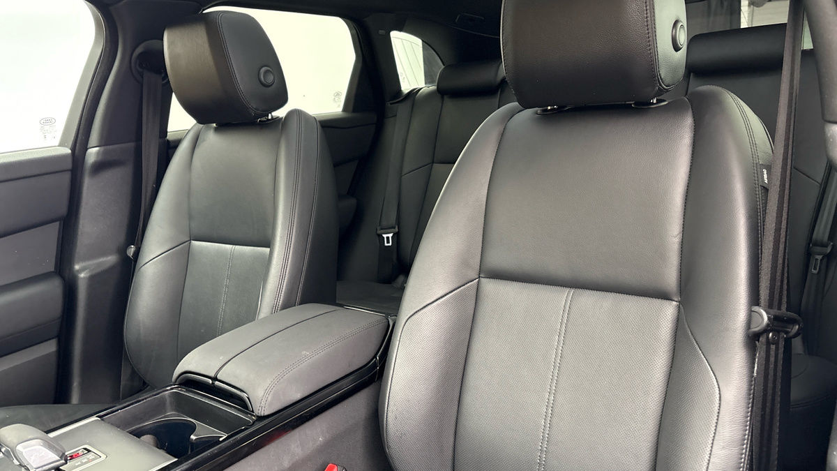 Land Rover Range Rover Velar Image 7