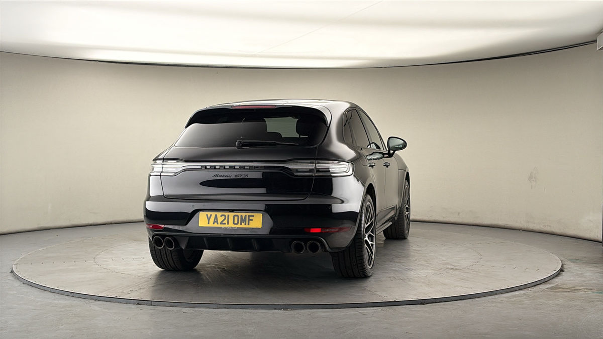 More views of Porsche Macan
