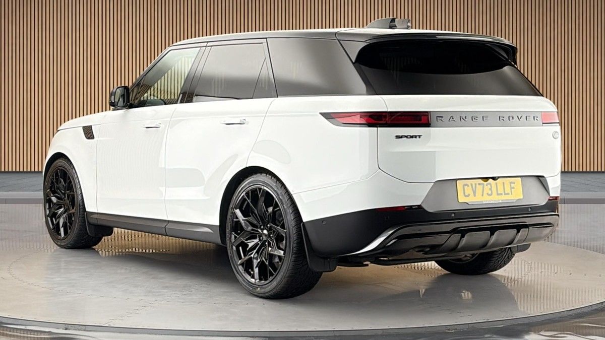 Land Rover Range Rover Sport Image 2
