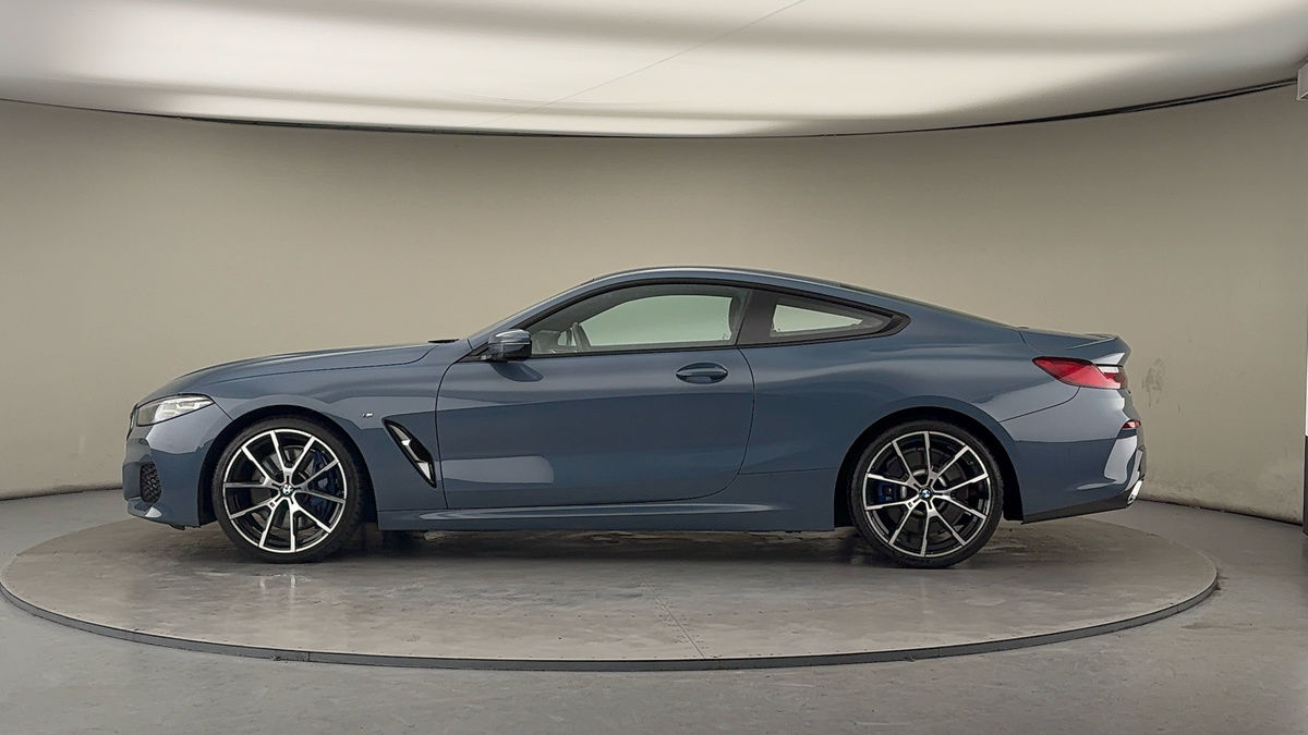 BMW 8 Series Image 15