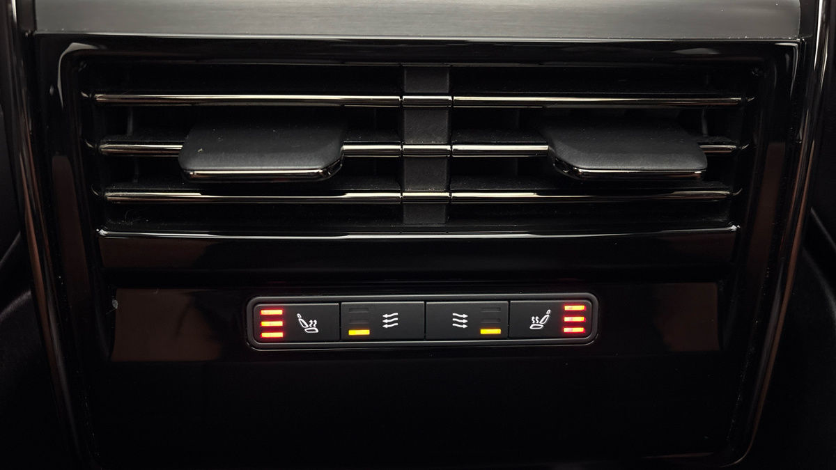Land Rover Range Rover Sport Image 27