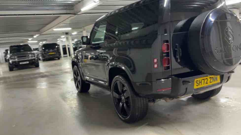More views of Land Rover Defender 90