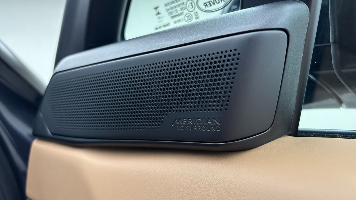 Land Rover Range Rover Sport Image 26