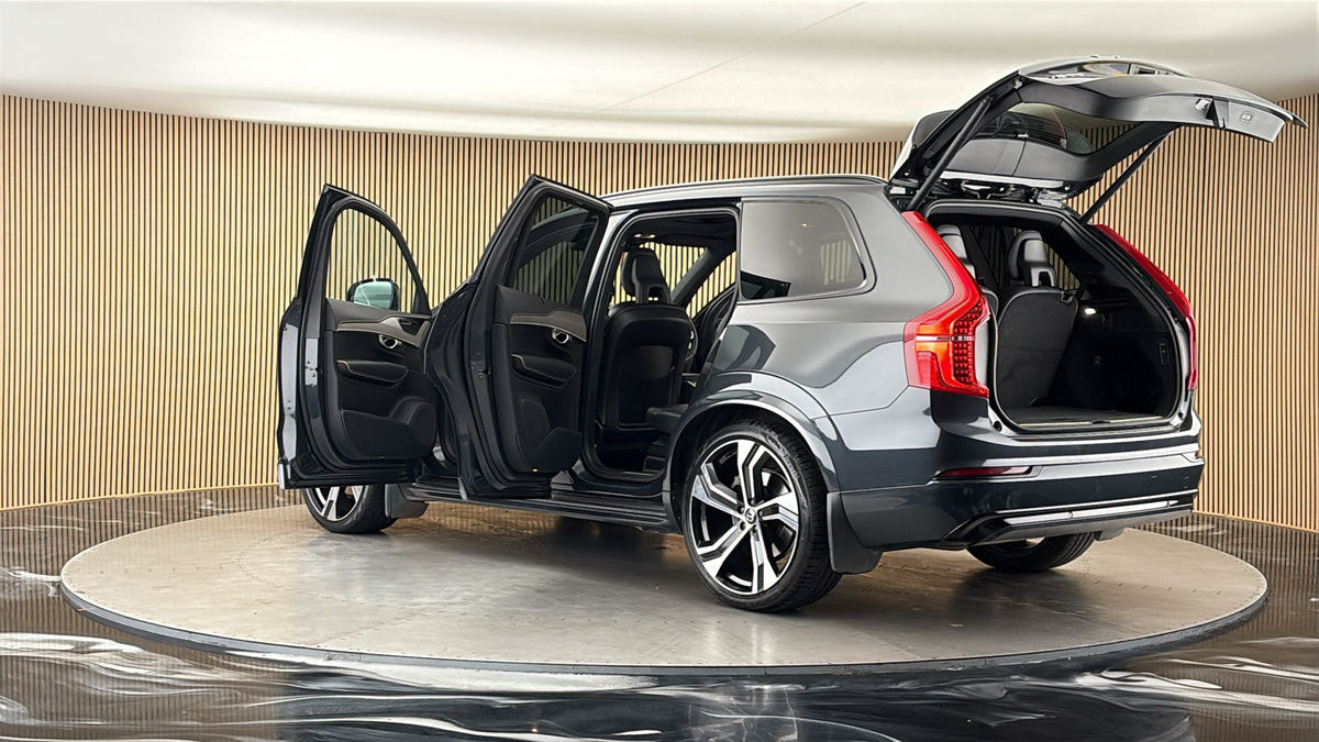 More views of Volvo XC90