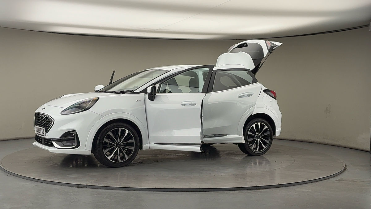 More views of Ford Puma